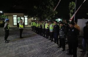 Suasana Balen Makin Kondusif, Polsek dan Koramil Gandeng BKP Gelar Patroli Bersama 0127e4e6 7bd7 4add 937a f5ed3cd852f9