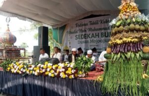 Tradisi Islami dan Budaya Bersatu, Warga Jamberejo Gelar Sedekah Bumi dan Maulid Nabi 39d549c9 184b 40dd ab95 15768ef11b94