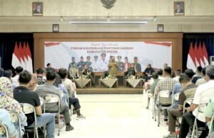 Jam Operasional Truk di Gresik, Ini Aturan dan Sanksinya 61ef982c 27b1 4ab8 bf58 c24496f84b4e