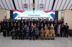 Kabinet Mini Bojonegoro Berubah, 8 Pejabat Administrator dan 4 Pimpinan Tinggi Pratama Dilantik 776c8813 0730 4238 934f 9bd91d8cf9ef