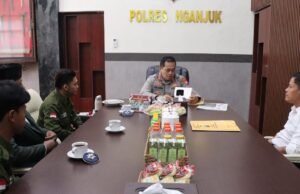 Bangun Komunikasi Sehat, Kapolres Nganjuk dan BEM UPDN Sepakat Jaga Kondusifitas 85fc40f3 a9e7 47e5 b6af a6e3e1293e7c