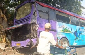 Kecelakaan di Jalan Raya Kapas Bojonegoro, Ini Fakta Lengkapnya Cef0f5fe 7467 4a8c 8976 dfdd80a991b5