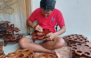 Intip Kerajinan Jati Gembol di Bojonegoro Cf025664 c9cf 4f83 b46f 2c5e2a5519ec