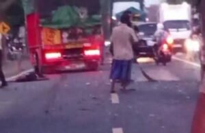 Pemotor Tewas Usai Tabrakan dengan Truk di Baureno Bojonegoro E3fb74d3 f453 4ac0 9ccc da9d39cd6dce