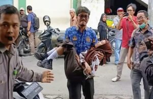 Diduga Keracunan Makanan, Belasan Siswa SMAN 2 Lamongan Masuk RS Fd96bfb8 8228 4908 8077 ea5889b29f2d