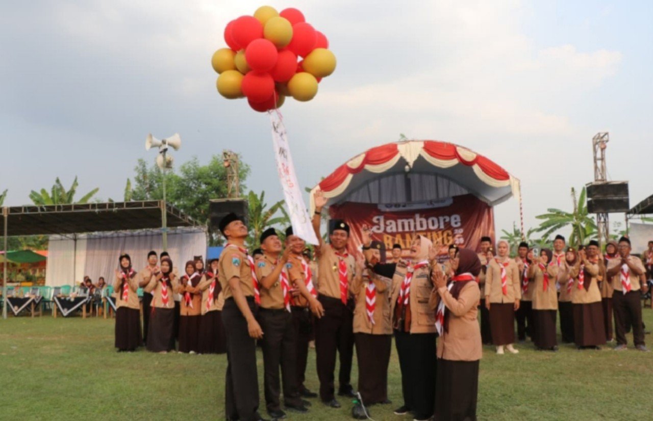 Balon Harapan Terbang di Langit Kapas, Tandai Dibukanya Jambore Pramuka 2025