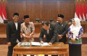 Sejarah Baru Bojonegoro, Perda Dana Abadi Pendidikan Disahkan, Nilainya Fantastis