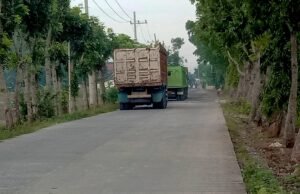 Infrastruktur Baru Dibangun, Desa Suwaloh Justru Rusak Lagi Gegara Truk Pasir Kades