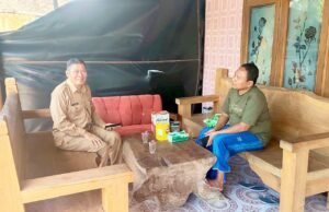 Warga Kemamang Protes, Truk Raksasa Kades Suwaloh Rusak Jalan Desa, Camat Turun Tangan