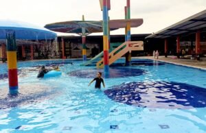 Ramah Anak dan Bersih, Kolam Renang Malindo Jadi Destinasi Favorit di Lowayu Gresik