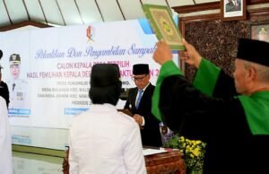 Bupati Bojonegoro Lantik 4 Kades Baru, Pesannya Bikin Tersentak