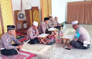 Tak Hanya Jaga Kamtibmas, Polsek Buduran Sidoarjo Istiqomah Gelar Khotmil Qur’an