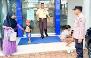 Antisipasi Kejahatan, Polsek Kanor Bojonegoro Patroli Rutin di Kantor Bank