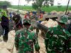 Tanggul Kali Patih Jebol, Koramil Babat Lamongan Langsung Turun Tangan