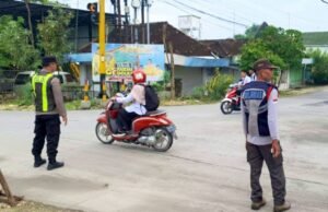 Sapa Pagi Polsek Kepohbaru, Polisi Siaga Jaga Keselamatan Pelajar