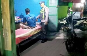 Jaga Kamtibmas, Polsek Kanor Bojonegoro Gelar Patroli Dialogis di Tambahrejo