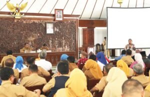 Warga Pertanyakan Data Kemiskinan Bojonegoro di Forum Sapa Bupati