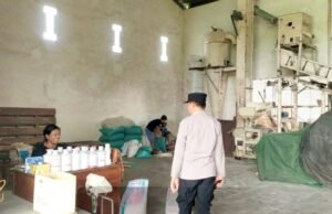 Aktivitas Padat, Polsek Kapas Bojonegoro Hadir Lewat Sapa Siang