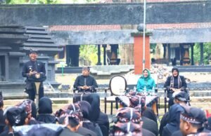 Bupati Bojonegoro Lantik 201 Pejabat di Wisata Kayangan Api