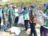 TNI dan Petani Panen Jagung Bareng di Lamongan
