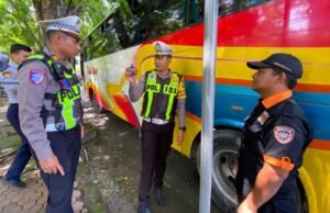 Operasi Keselamatan Semeru 2026, Satlantas Lamongan Cek Bus dan Sopir