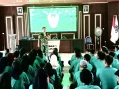 TNI Masuk Sekolah, SMA Negeri 1 Bluluk Lamongan Dibekali Wawasan Kebangsaan