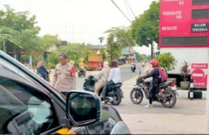 Patroli Dialogis Polsek Sugihwaras Bojonegoro Sasar Bank hingga SPBU, Keamanan Diperketat