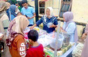 Ratusan Warga Padati CFD Kedungadem Bojonegoro, Pedagang Mengaku Ludes