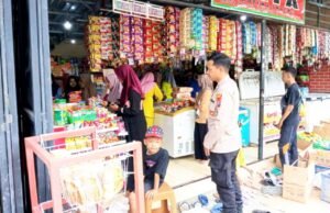 Cegah Kejahatan, Polsek Kanor Bojonegoro Perketat Patroli di Pertokoan