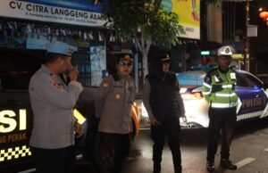 Polres Pelabuhan Tanjungperak Larang Warga Surabaya SOTR