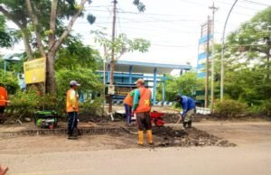 Belum Sebulan Ditambal, Jalan Nasional Bojonegoro–Babat di Baureno Kembali Rusak