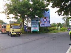 Polsek Sugihwaras Bojonegoro Atur Lalu Lintas di Pagi Hari