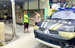 Polsek Kapas Bojonegoro Blusukan Siang Bolong Demi Amankan Lingkungan