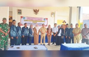 TNI Polri Pelototi Ujian Perangkat Desa di Kedungmentawar Lamongan, Ini Hasilnya