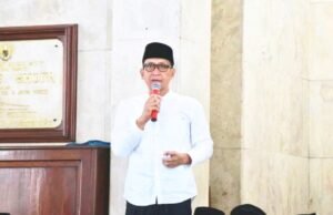 Khidmat dan Penuh Haru, Bupati Bojonegoro Sholat Id di Baabus Shofa