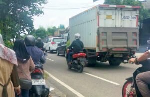 H+2 Lebaran, Jalan Sumberrejo Bojonegoro Macet Parah Sejak Pagi