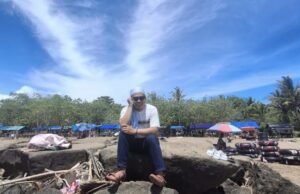 Libur Lebaran Membludak, Kemacetan Parah di Jalur Wisata Anyer-Carita Pandeglang Banten Disorot