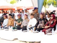 Ribuan Ketupat Dibagikan, Festival Kupatan Lamongan Diserbu Warga