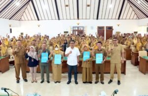 Ratusan PNS Bojonegoro Terima SK Pensiun Periode April–Juni 2026