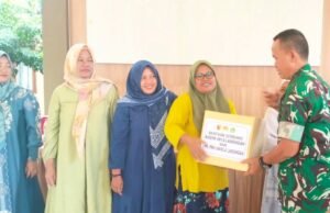 Banjir Deket Lamongan, TNI-PMII Kompak Salurkan Bantuan untuk Warga