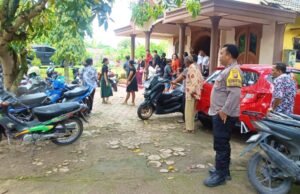 Umat Khusyuk Beribadah, Polisi Dander Bojonegoro Pastikan Keamanan Gereja