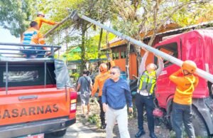 Truk Tangki Hilang Kendali di Sukowati Kapas Bojonegoro, Nyaris Picu Kecelakaan Fatal