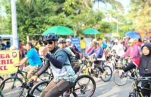 Gowes Bareng dan UMKM Ramaikan HUT Persit ke-80 di Lamongan