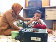 Bocah Bojonegoro Rakit CPU Sendiri, Dapat Hadiah dari Wabup