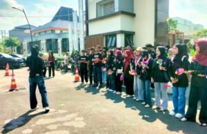 Hari Kartini 2026, Aktivis Perempuan Bojonegoro Turun Jalan Soroti Nikah Dini dan Kekerasan