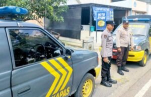 Polisi Kapas dan Balen Bojonegoro Patroli Gabungan, Perbatasan Disisir Ketat