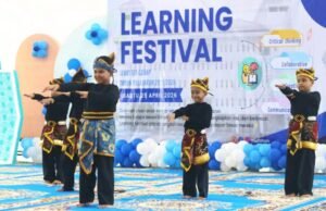 Learning Festival MI Al Fithrah Surabaya Tampilkan Kreativitas Luar Biasa Santri