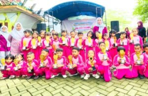 IGTKI Kedungadem Bojonegoro Gelar Lomba Unik, Anak-anak Pulang Bawa Hadiah