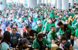 May Day Gresik Tanpa Demo, Buruh dan Pemkab Justru Kompak Teken Komitmen Ini