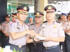 Pengabdian Tanpa Noda, Dua Polisi Lamongan Naik Pangkat Jadi Ipda